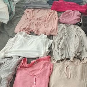 Large/XL lot of clothing